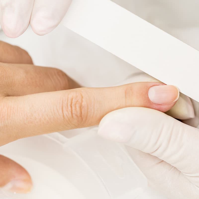 Servicios de manicura profesional en Bass Nails, Ourense